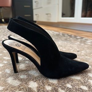 Vince Camuto pumps